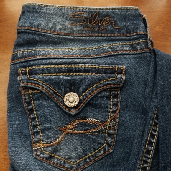 Silver bootcut jeans. 27x33 - Picture 2 of 7